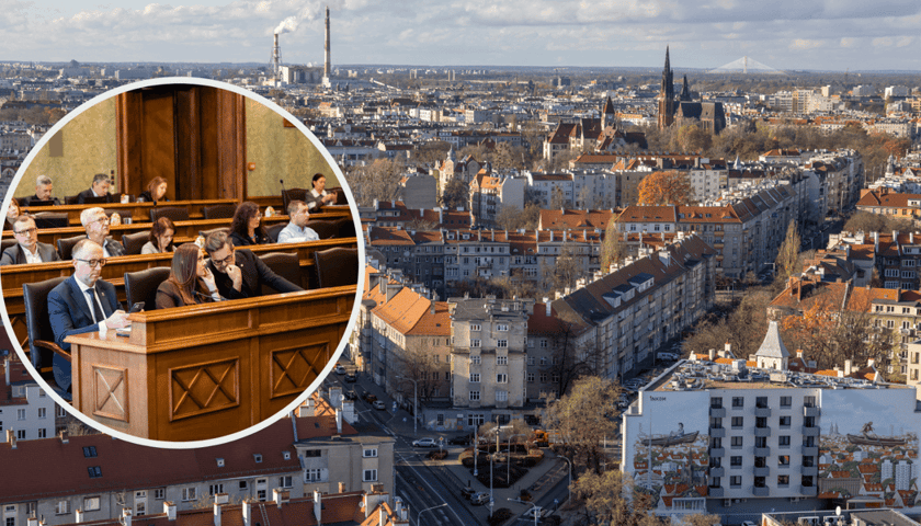 W kółku: zdjęcie z obrad Rady Miejskiej, w tle panorama Wrocławia