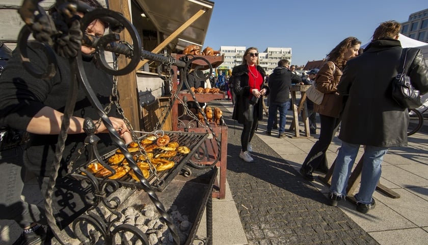 Food truck we Wrocławiu – sposób na pyszne jedzenie na świeżym powietrzu
