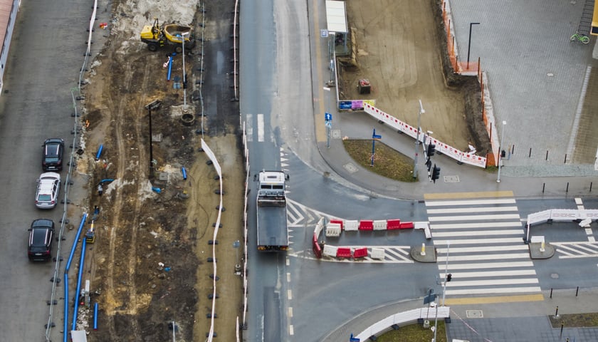Budowa trasy autobusowo-tramwajowej na Swojczyce. Zdjęcie z 16 marca 2026 r.