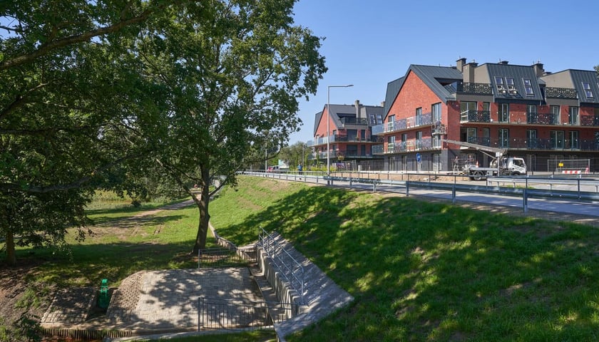 <p>Tereny zielone przy ulicy Ślęzoujście</p>