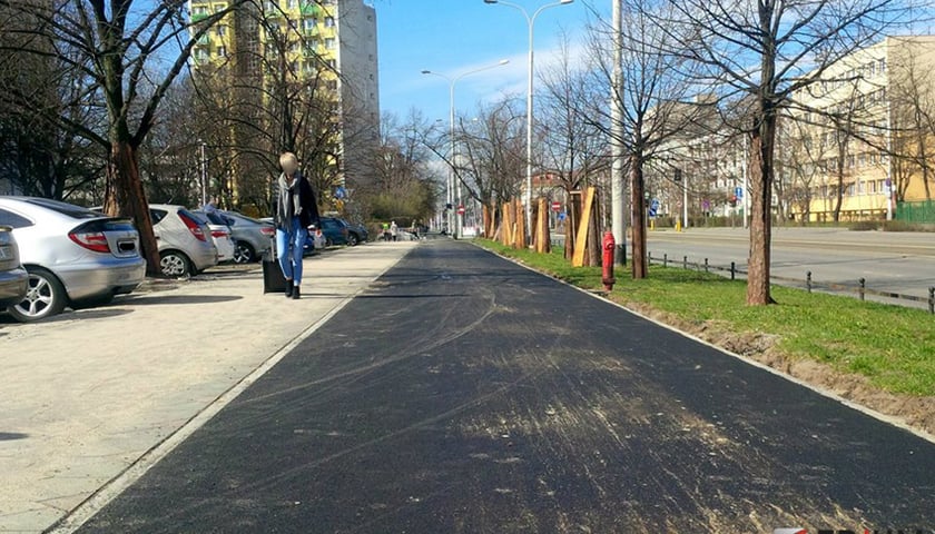 Wiosną nowe drogi rowerowe rosną