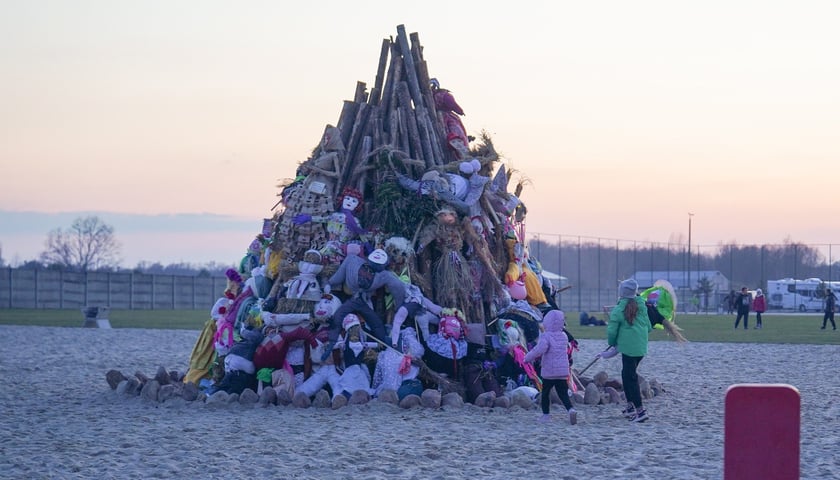 Pożegnanie zimy na Zlocie Marzanny 2026 - Kopalnia Wrocław przywitała wiosnę