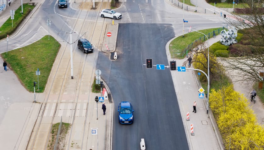 Ulica Grabiszyńska z nową nawierzchnią (zdjęcie z poniedziałku 23 marca)