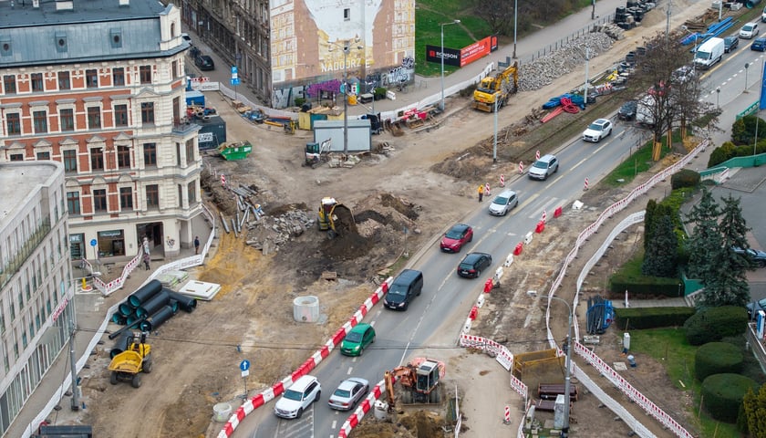 Prace na budowie węzła przesiadkowego Drobnera-Dubois