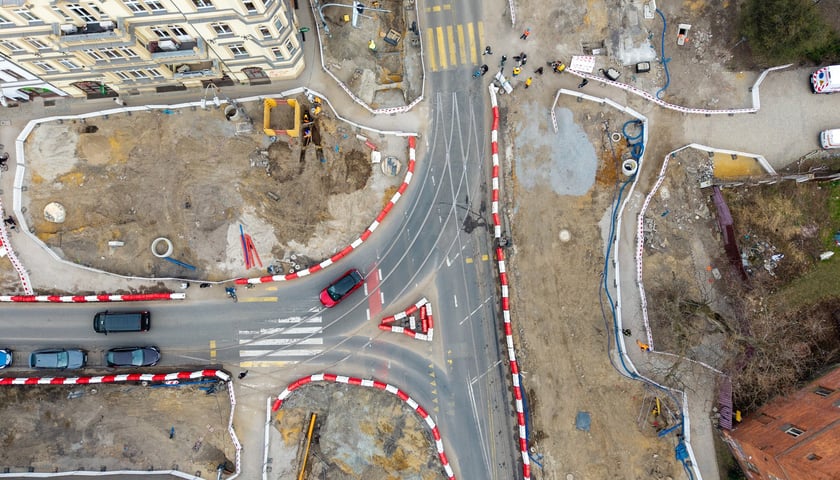 Prace na budowie węzła przesiadkowego Drobnera-Dubois