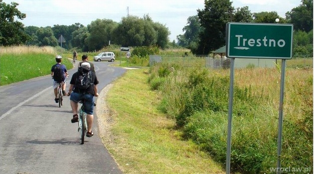 Naprawiają drogę Blizanowice-Trestno