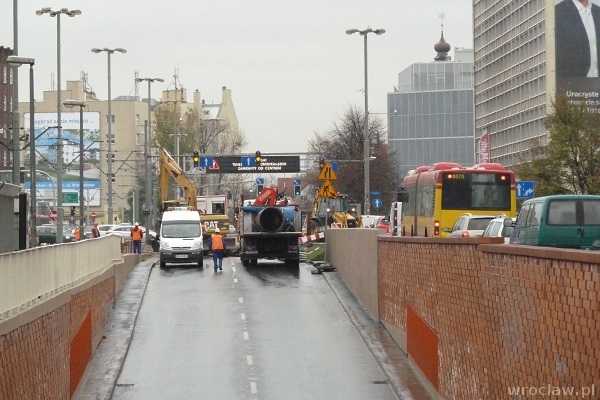 Remont tunelu na pl. Dominikańskim