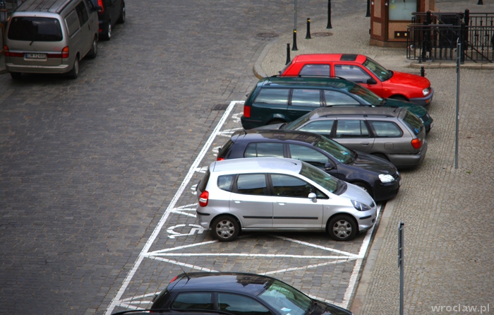 Chwilowo za parking komórką nie zapłacisz