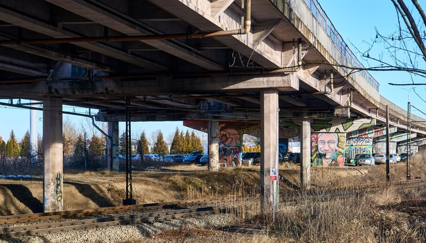 Estakada na Al. Sobieskiego 