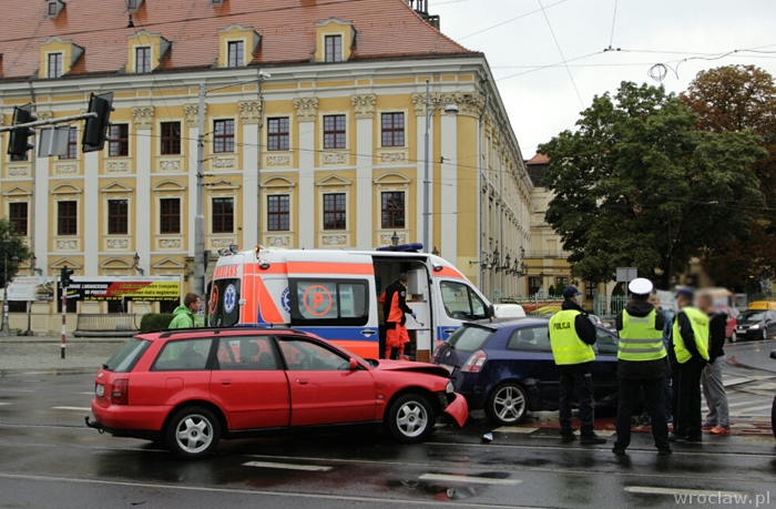 Wypadek przy ul. Grodzkiej [ZDJĘCIA]