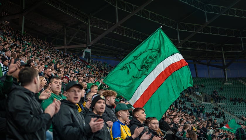 Kibice na meczu Śląska Wrocław i Pogoni Siedlce