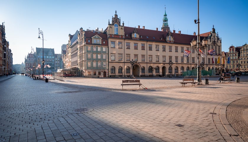 Pusty Wrocław w niedzielny poniedziałek - Wielkanoc 2026