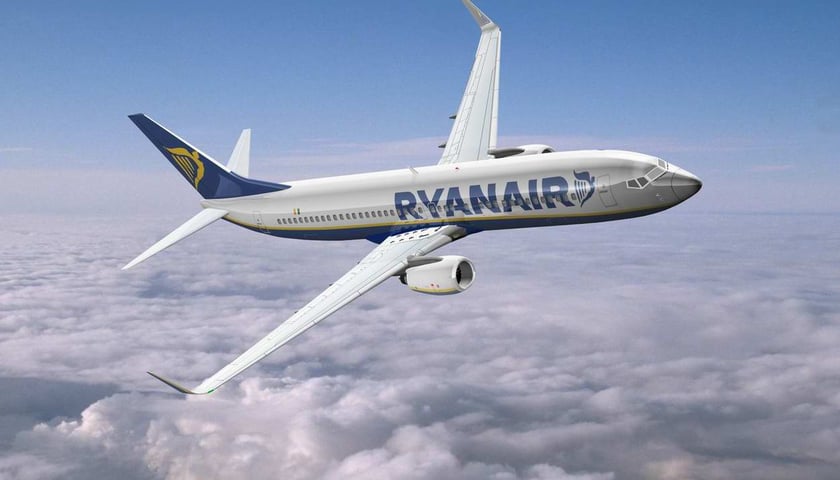 Ryanair od 10 lat we Wrocławiu - wyprzedaż biletów lotniczych