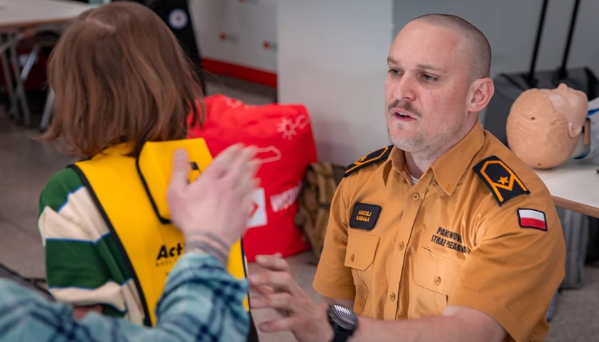 Szkolenie z obrony cywilnej, 7.04, Hala Stulecia, WCK