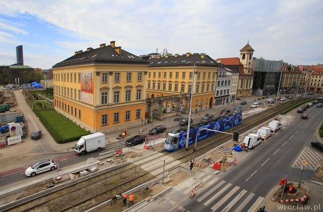 Rośnie nowy przystanek na ul. K. Wielkiego [ZDJĘCIA, WIDEO]
