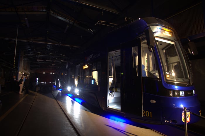 Nowy tramwaj PESA już we Wrocławiu [ZDJĘCIA]
