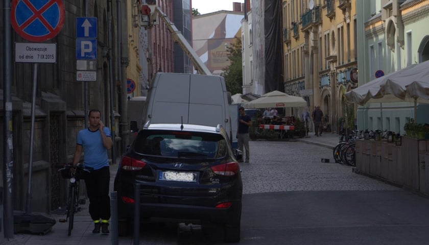 Zmiany w parkowaniu przy NFM