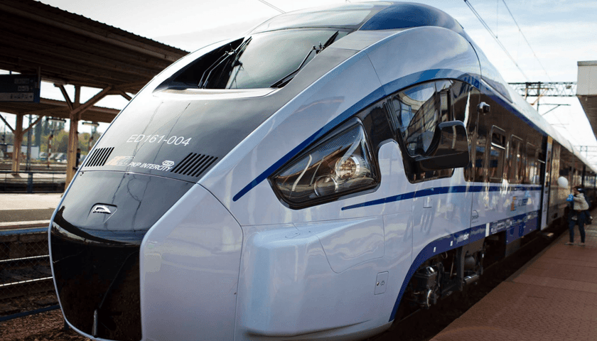 Nowoczesne pociągi Pesy ruszają w weekend w trasy z Wrocławia