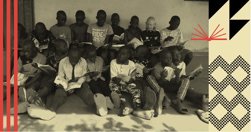 „Książki dla Gwinei” – zbiórka zakończona. Akcję wsparło pół tysiąca osób