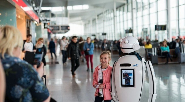Roboter ersetzen Menschen am Flughafen Wroclaw