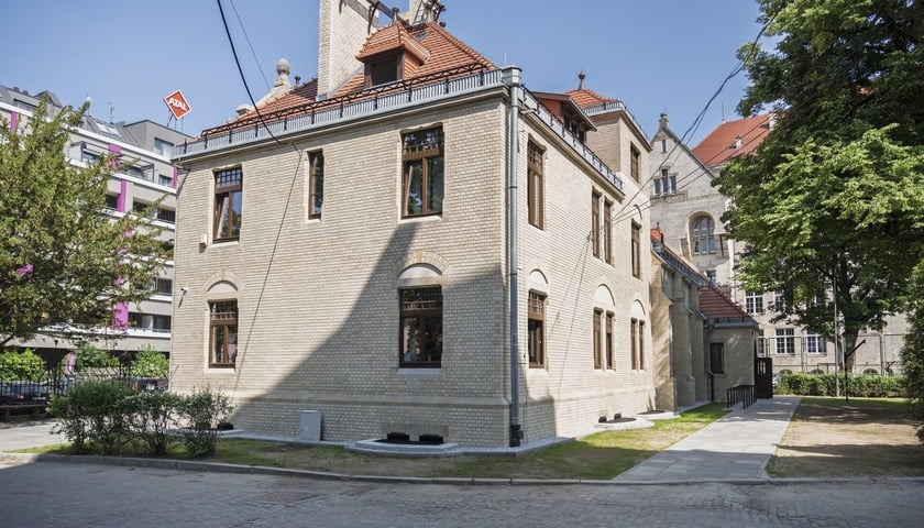 Powiększ obraz: Zespół Szkół Zawodowych nr 5 przy ul. Dawida 7