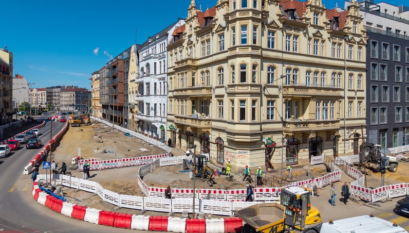 Powiększ obraz: Budowa węzła Drobnera-Dubois. Zdjęcie z 22 kwietnia 2026