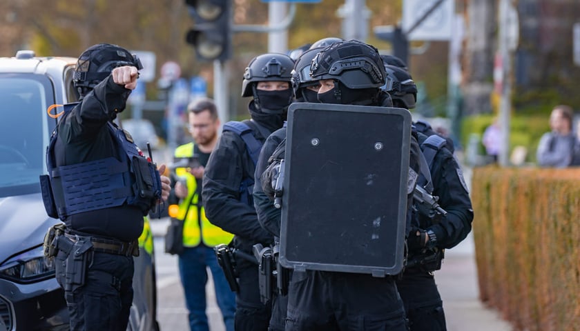 Powiększ obraz: Ćwiczenia służb i wojska OLEK 2026 we Wrocławiu, 22.04.2026.
&nbsp;