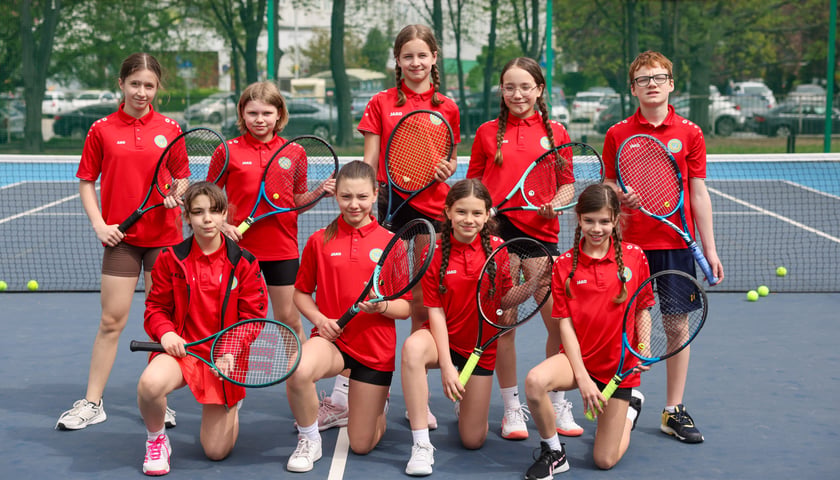 Powiększ obraz: Klasa tenisowa w SP 72