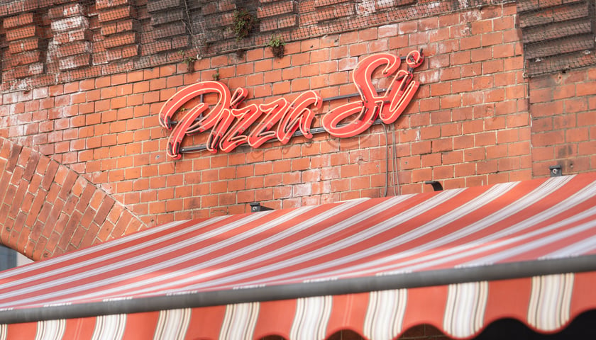 Powiększ obraz: Pizzeria Si we Wrocławiu.