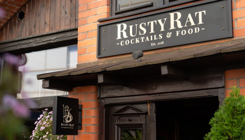 Powiększ obraz: Coctail Bar Rusty Rat we Wrocławiu.