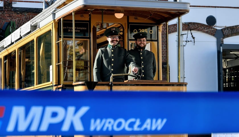 Powiększ obraz: Dzień Otwarty MPK w 2021 roku na zajezdni Gaj