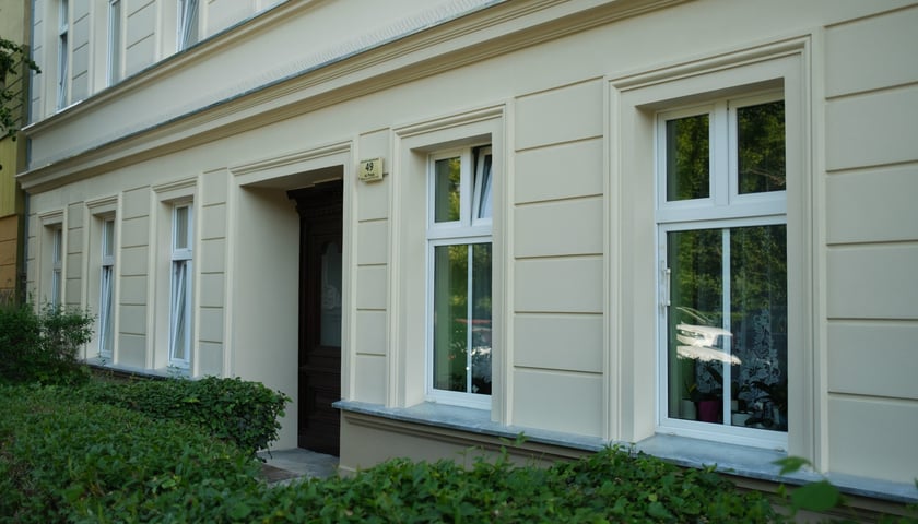 Powiększ obraz: Kamienica przy ul. Prusa 49 została odrestaurowana