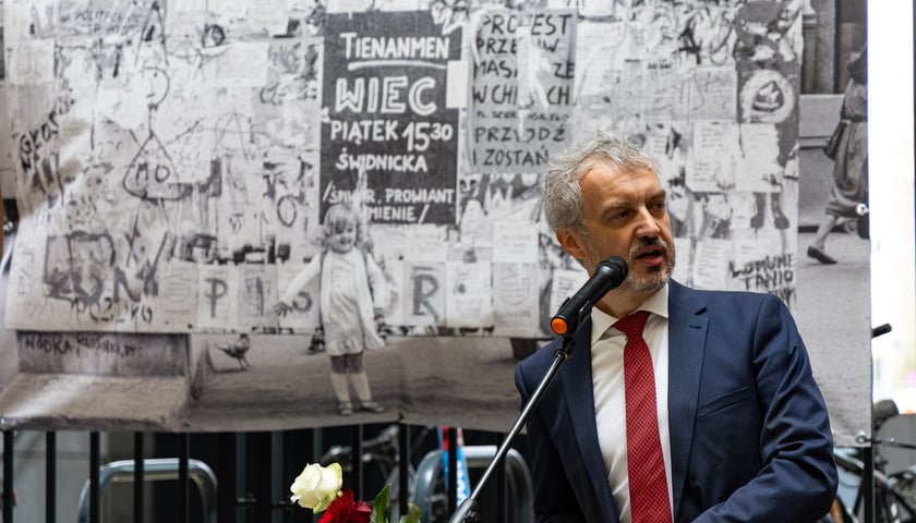 Powiększ obraz: Upamiętnienie ofiar masakry na Placu Tian’anmen, Wrocław, 3czerwca 2026