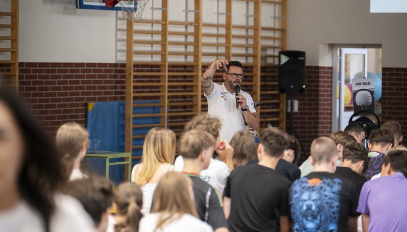 Powiększ obraz: Warsztaty z bezpieczeństwa na drodze dla uczniów SP nr 1 we Wrocławiu - 19.06.2026 r.