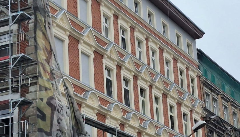 Powiększ obraz: Remont kamienicy przy ul. Św. Wincentego