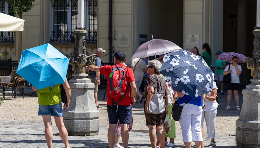 Powiększ obraz: Upały we Wrocławiu, Rynek - 27.06.2026 r.