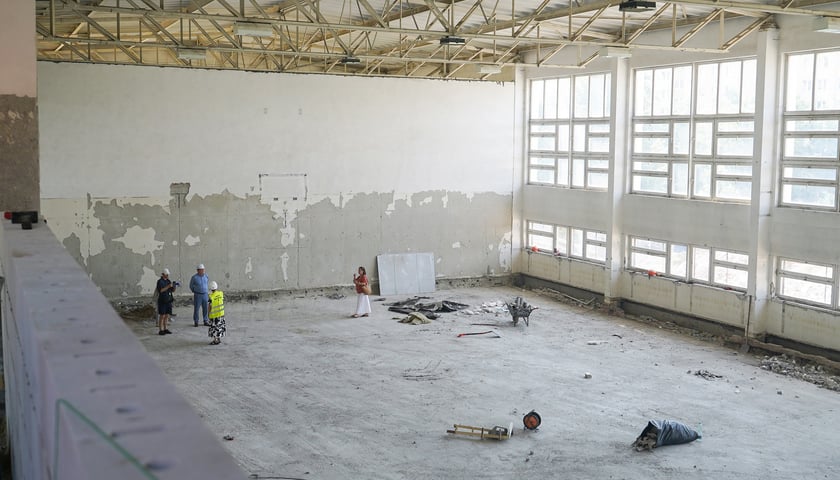 Powiększ obraz: Remont bloku sportowego w Szkole Podstawowej nr 90 przy ulicy Orzechowej