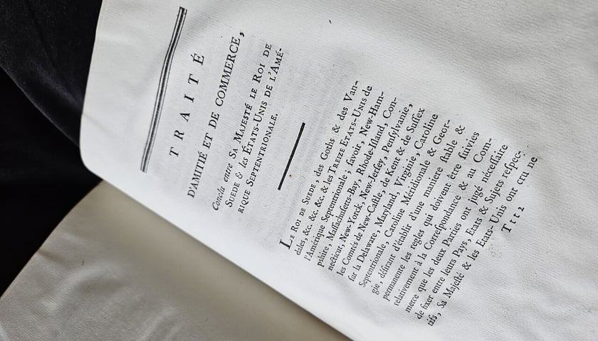 Deklaracja Niepodległości wydana w Paryżu w 1783 roku (pierwsze wydanie w Europie)
