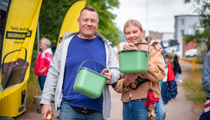 Powiększ obraz: Asia i Marek, piknik z cyklu „Wakacje z Wroclaw.pl” zorganizowany w niedzielę 5 lipca nad Stawem Królewieckim na Maślicach