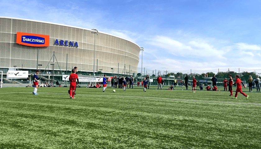 Powiększ obraz: Boiska przy stadionie Tarczyński Arena
