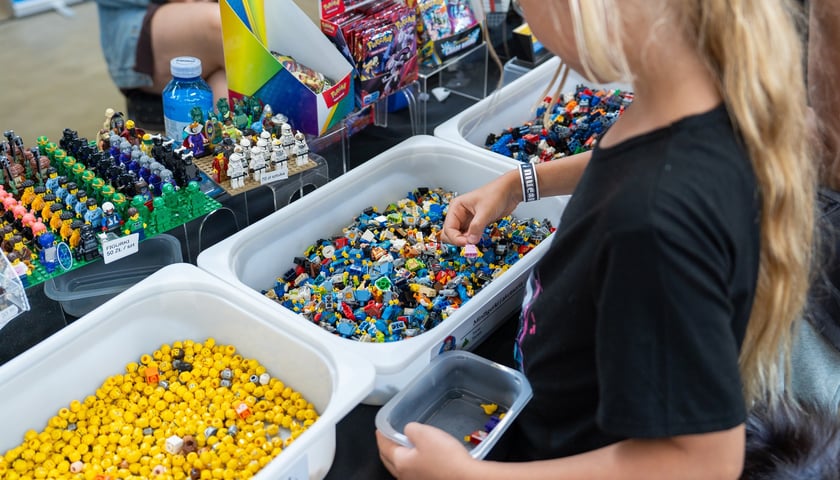 Powiększ obraz: „Fajnie się składa!” – impreza dla miłośników klocków Lego