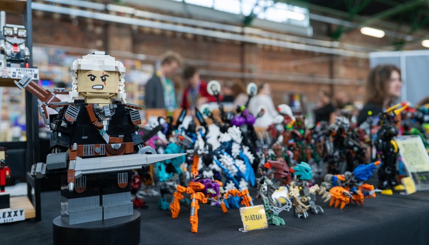 Powiększ obraz: „Fajnie się składa!” – impreza dla miłośników klocków Lego