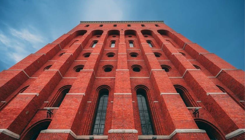 Powiększ obraz: Architektura wrocławskich budowli wodociągowych