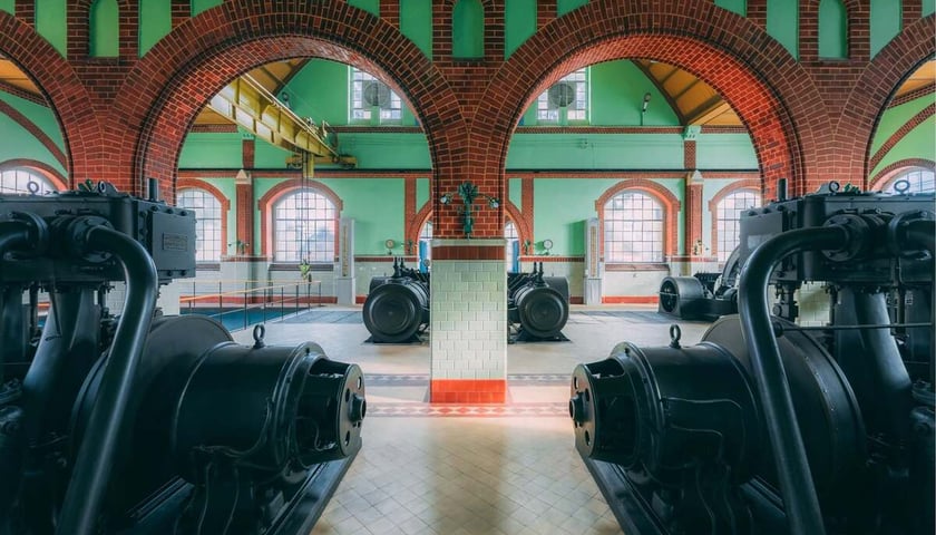 Powiększ obraz: Architektura wrocławskich budowli wodociągowych