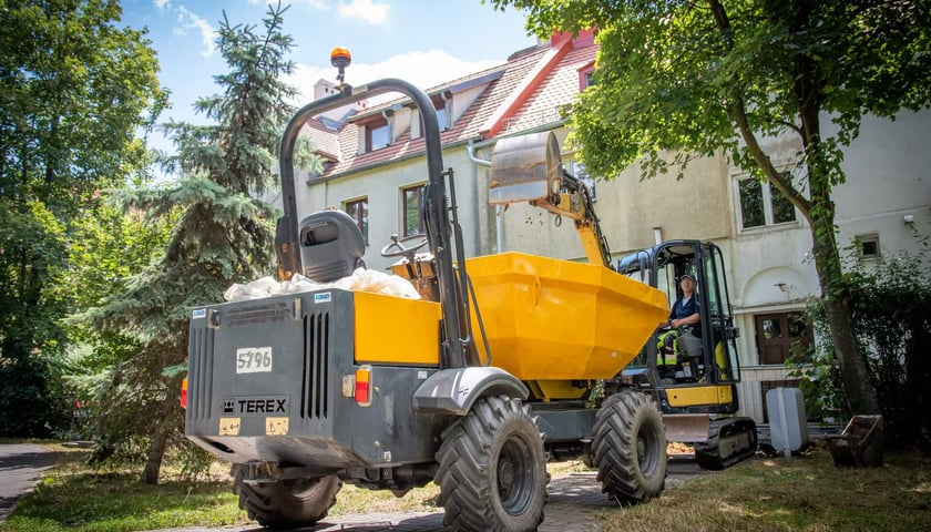 Powiększ obraz: Modernizacja wodociągu na ulicy Mickiewicza