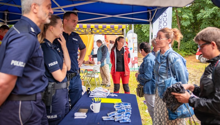 Piknik "Wakacje z Wroclaw.pl" pod wzgórzem Gajowym