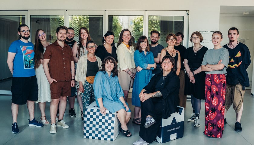 Powiększ obraz: Spotkanie z autorami i autorkami letnich projektów we Wrocławskim Instytucie Kultury