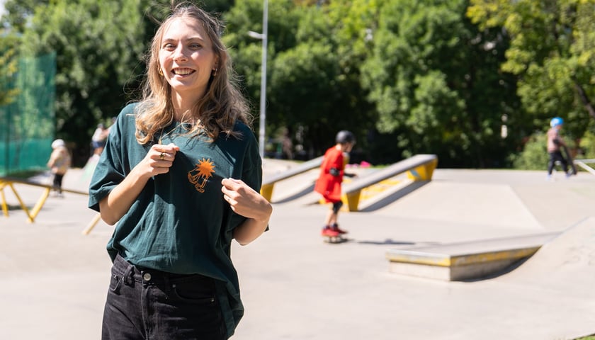 Powiększ obraz: Natalia Olechowicz, streetworkerka realizująca projekt