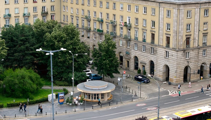 Kiosk Okraglak na placu Kościuszki