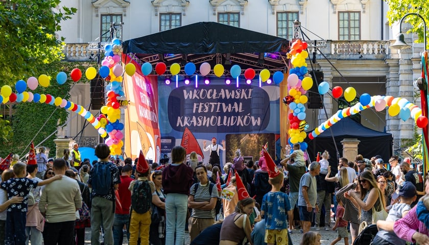 Powiększ obraz: Drugi dzień Wrocławskiego Festiwalu Krasnoludków